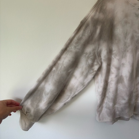 Abercrombie & Fitch Neutral Tie Dye Crew Neck Pullover Sweatshirt Tan Brown - Picture 3 of 8